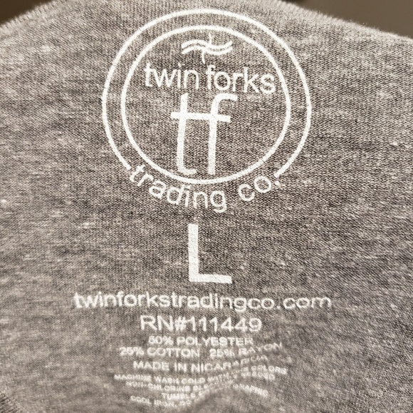 Old Town Bar NYC Large T-Shirt SOLD ON ETSY - Picture 5 of 8